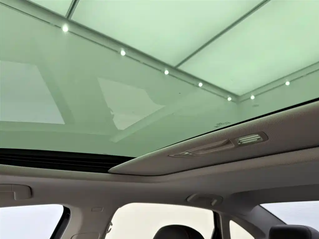 Volkswagen Lavida 2023 280TSI DSG Starlight Comfort Edition фото 13