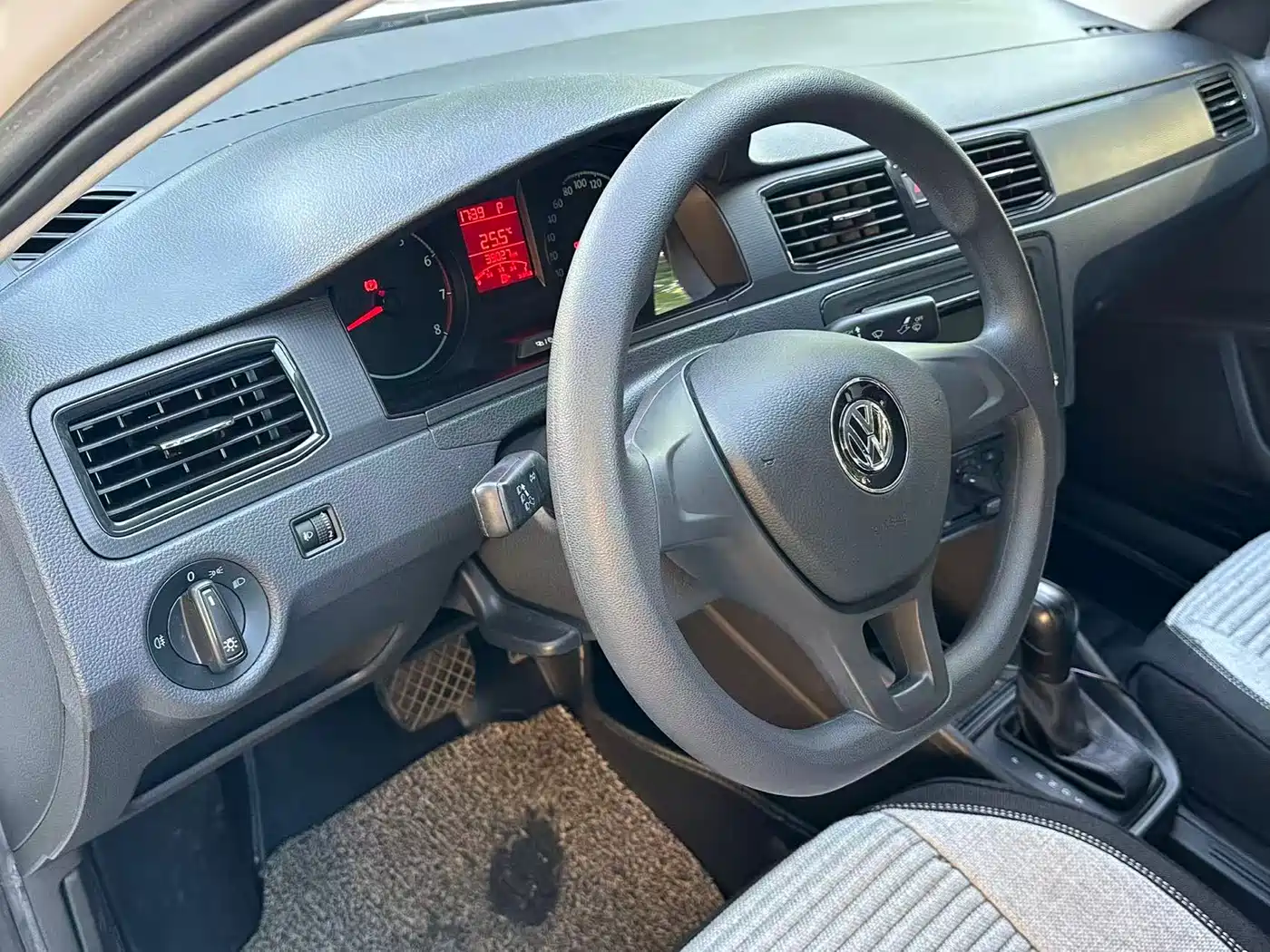 Volkswagen Santana 2019 1.5L Auto Trend Edition China V фото 16