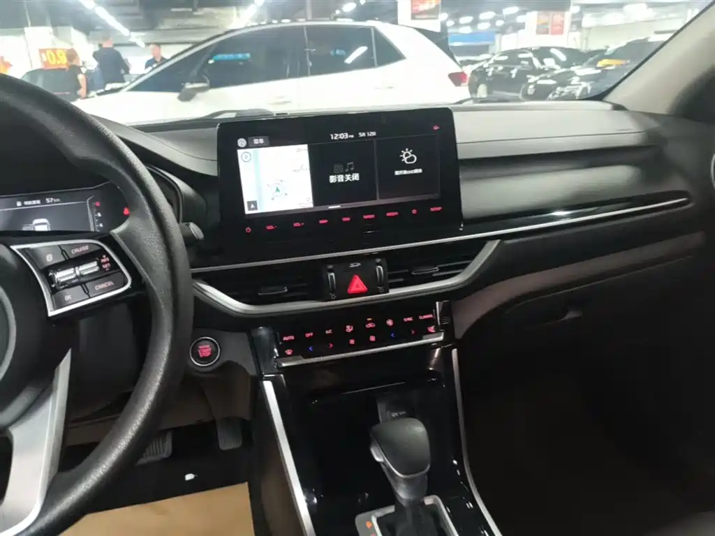 Kia K3 2019 1.5L CVT Smart Connect Edition фото 13