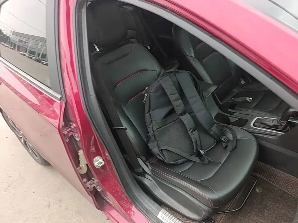 Chevrolet Monza 2019 2019 RS 330T Auto Smooth Edition China VI