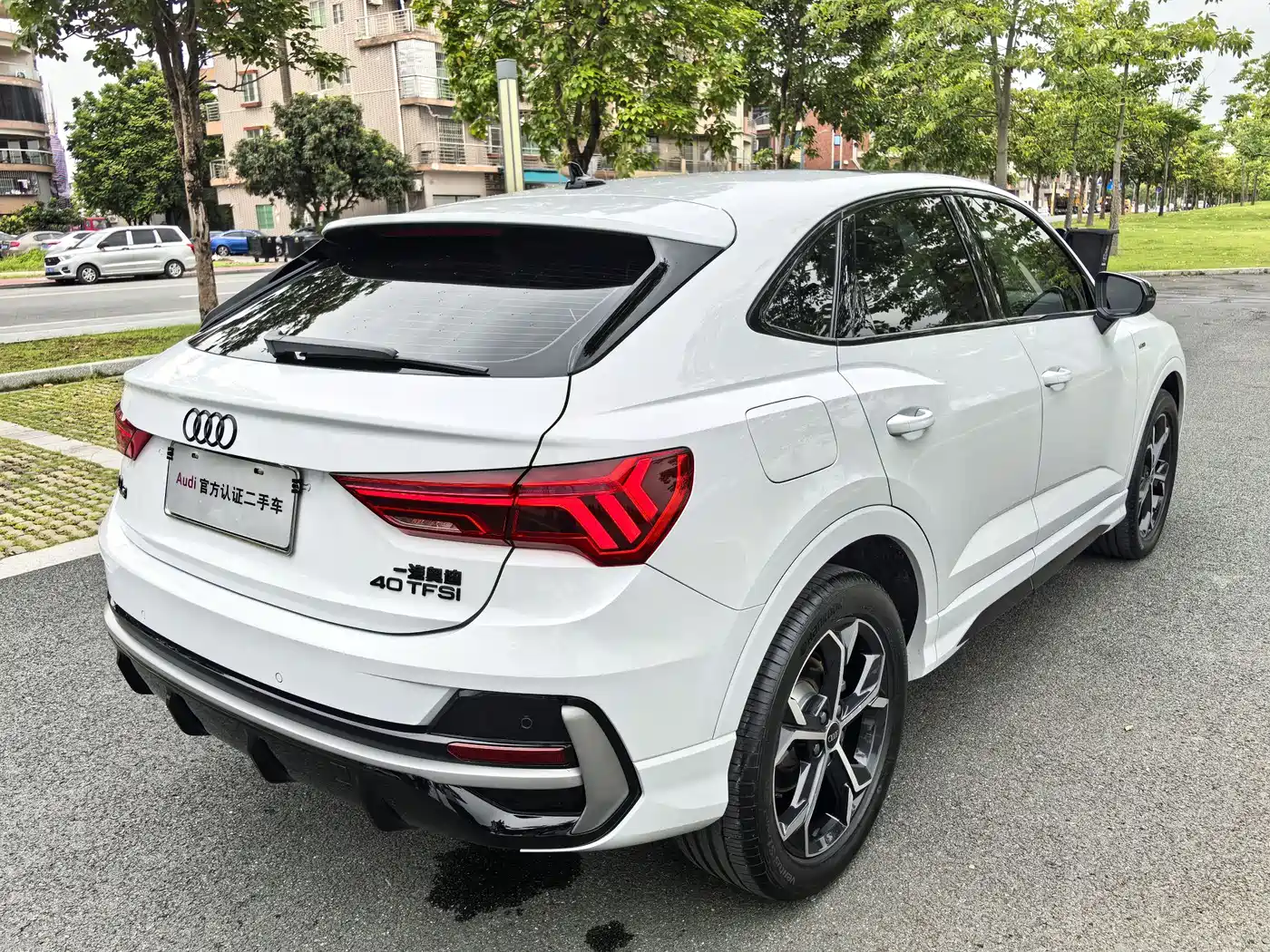 AUDI Q3 SPORTBACK