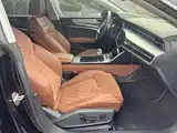 Photo 9 - Audi A7L