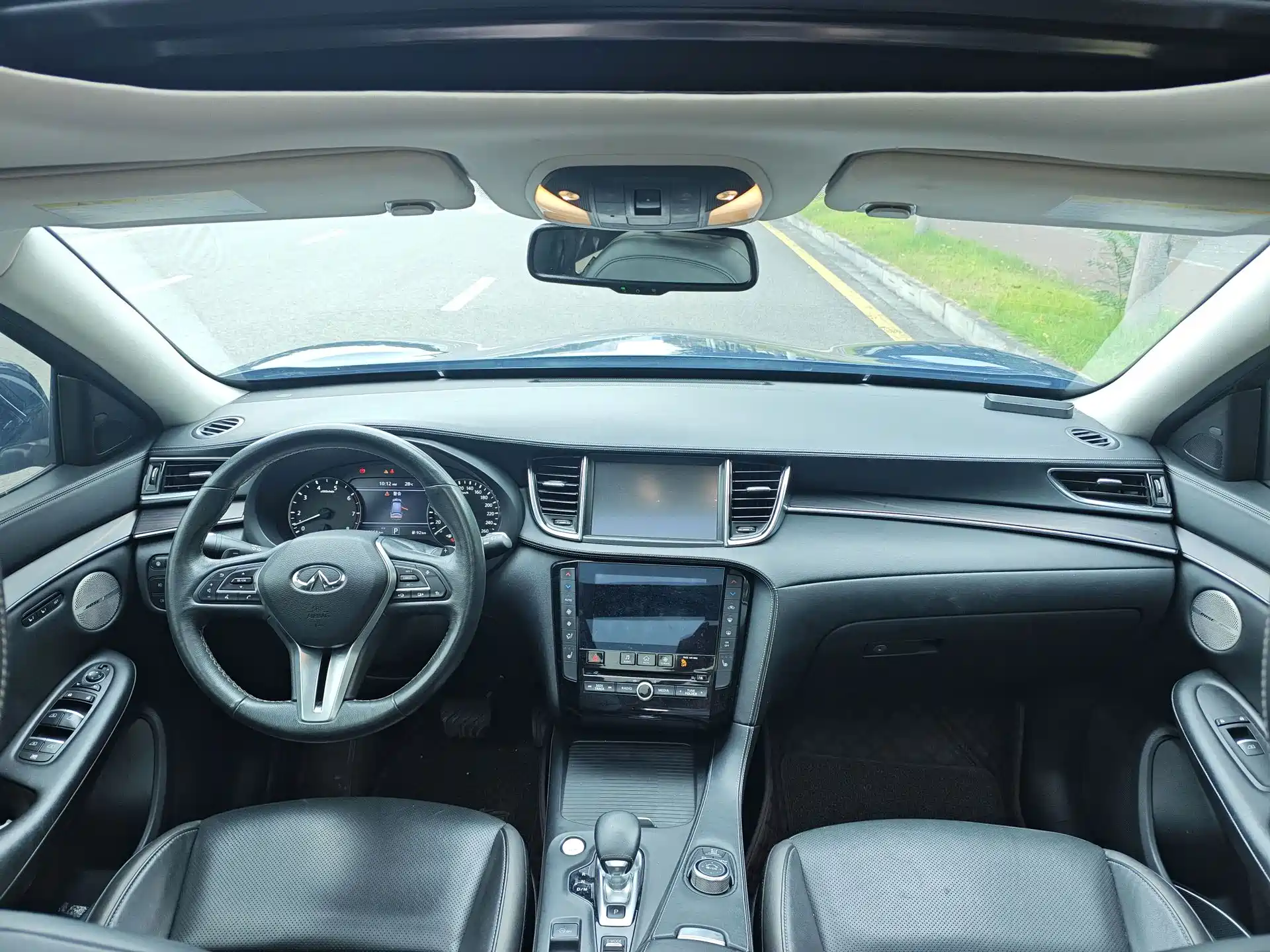 Фото 14 - Infiniti QX50