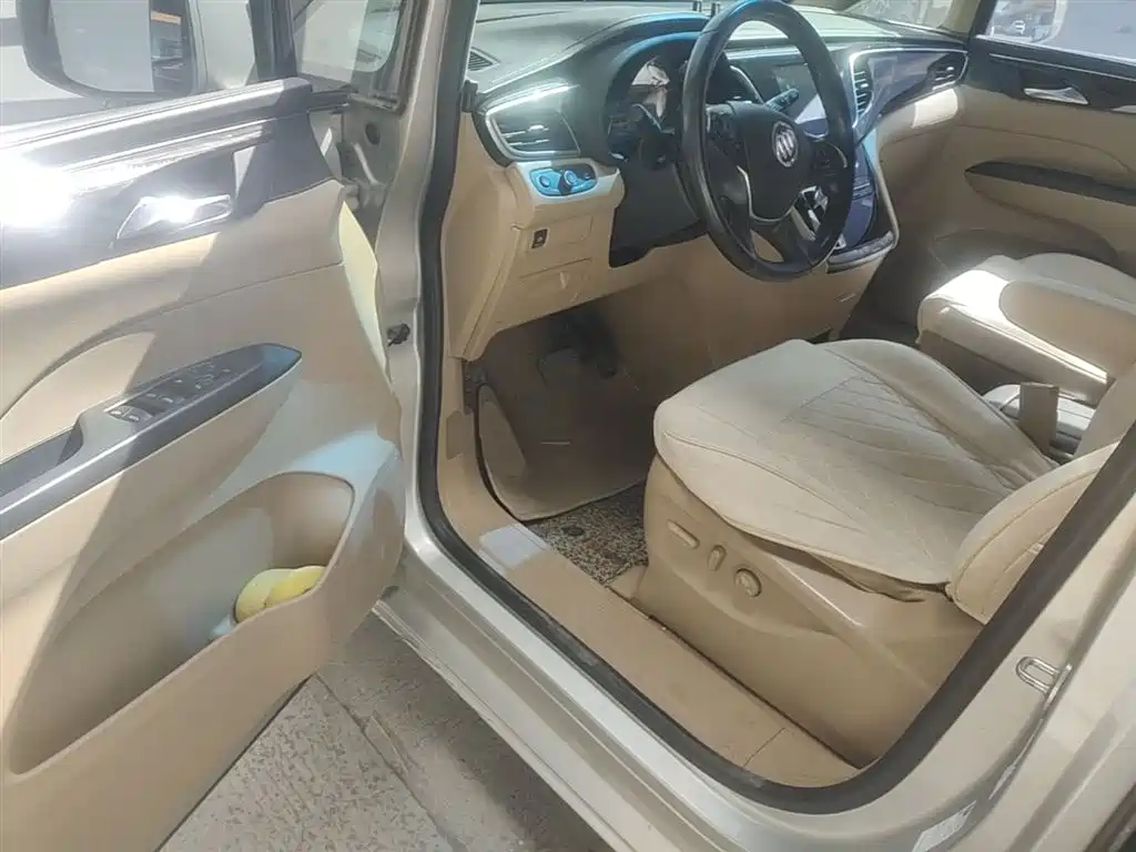 Buick GL8 2018 ES 28T Luxury Type China VI фото 16