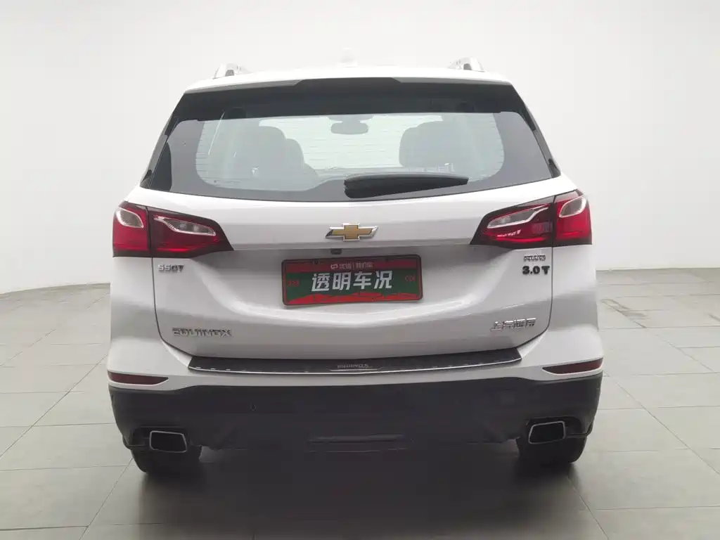 Фото 4 - Chevrolet Equinox