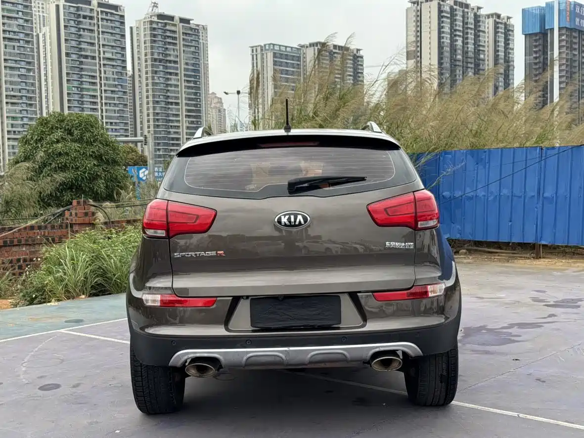 Kia Sportage 2016 2.0L Automatic 2WD GLS фото 7