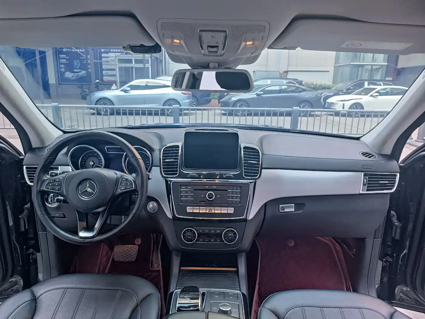 Mercedes-Benz GLS 2018 Facelift GLS 320 4MATIC фото 8