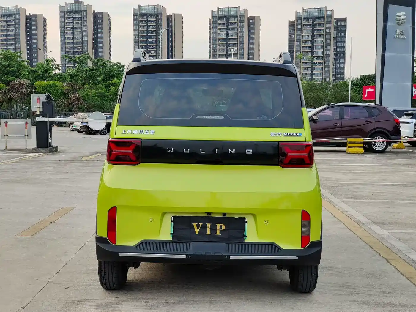WULING AUTOMOBILE HONGGUANG MINIEV