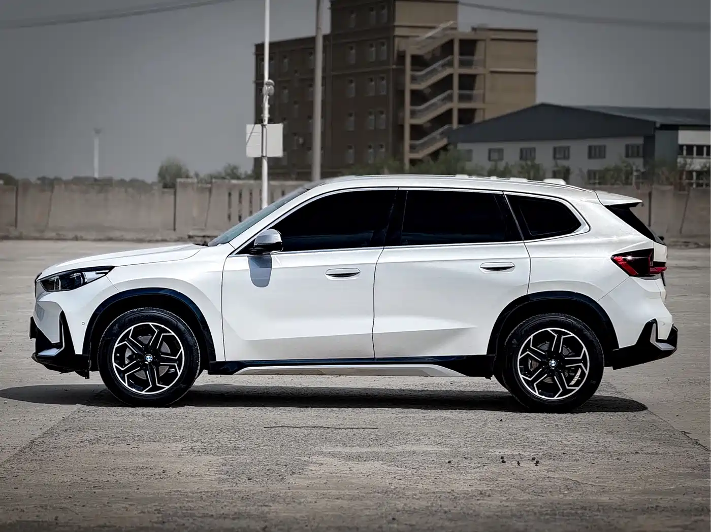 BMW X1 2023 sDrive20Li X Design Package фото 8