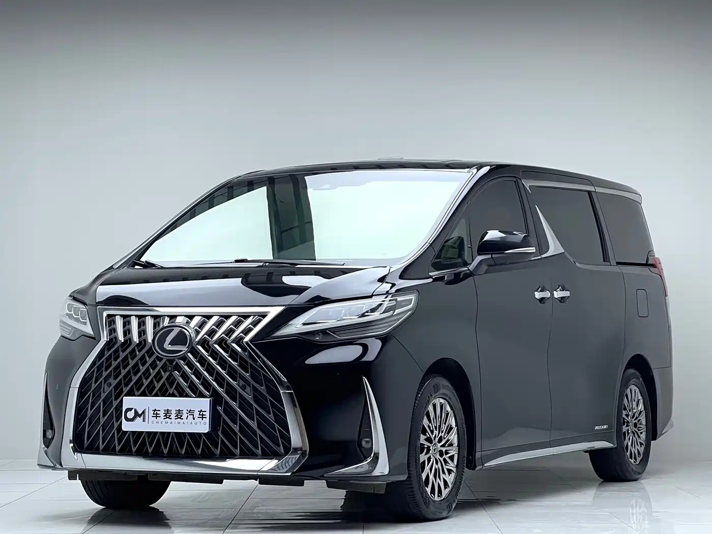 Lexus LM 2020 — пригон из Китая