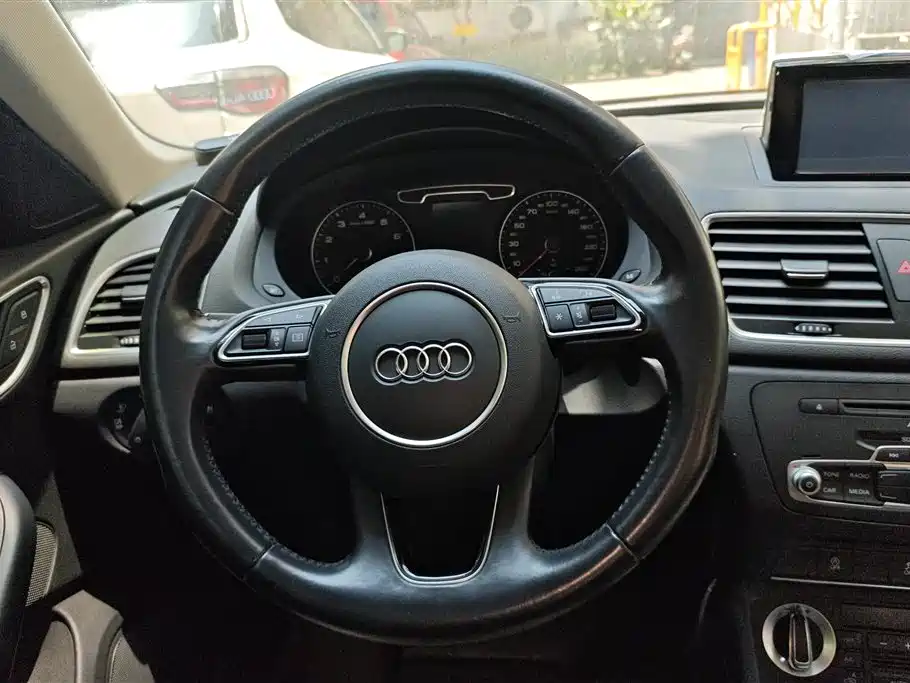 Audi Q3 2016 30 TFSI Heritage Edition Smart Leader фото 15