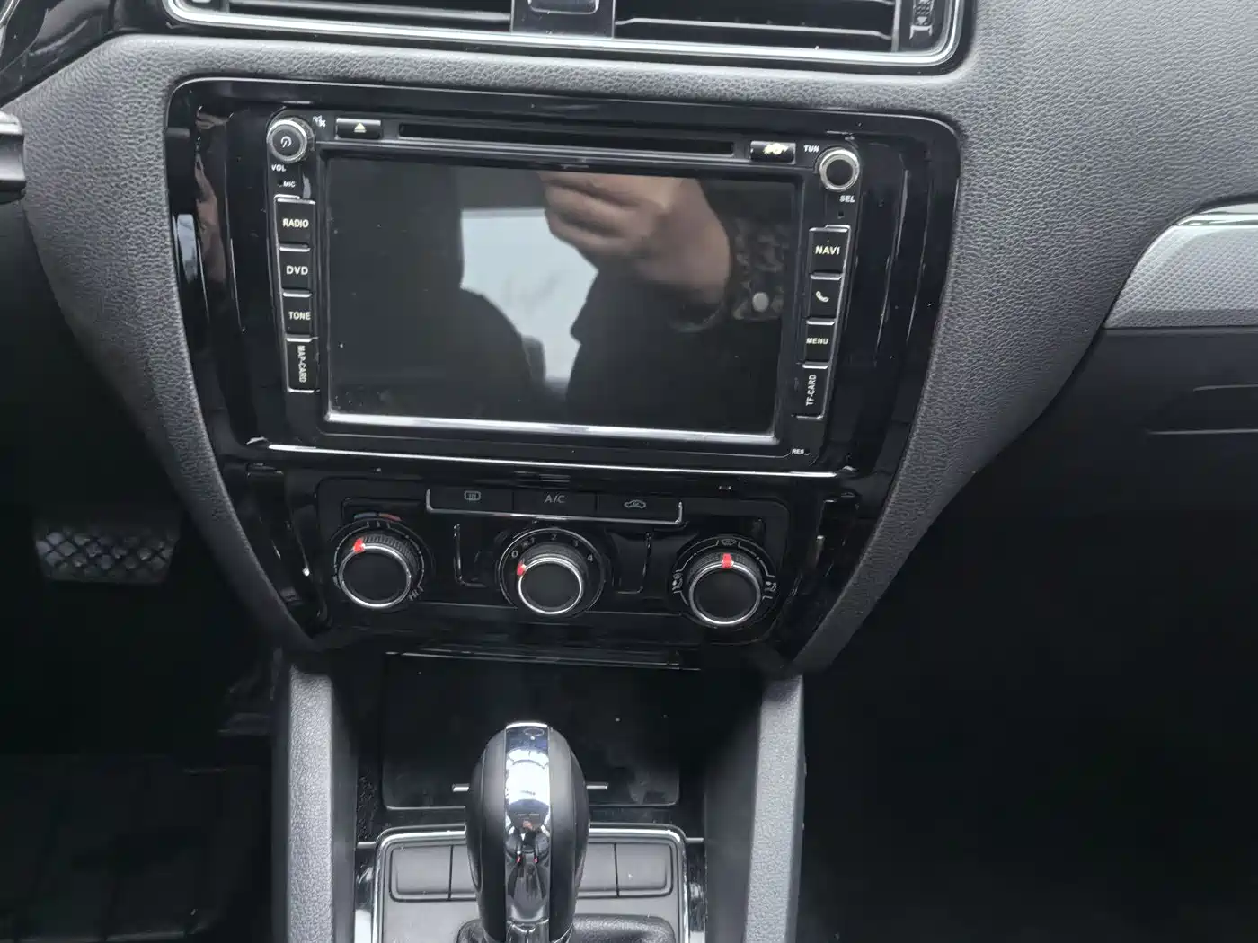 Volkswagen Sagitar 2017 1.6L Automatic Comfort фото 14