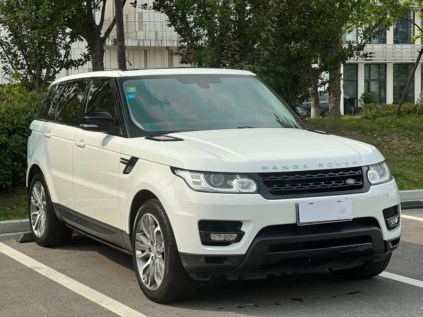 Land Rover Range Rover Sport 2014 3.0 SC V6 HSE DYNAMIC фото 3