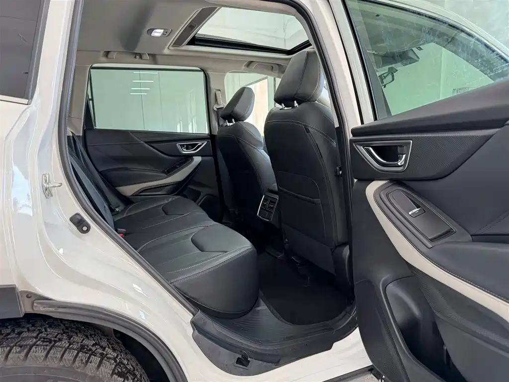 SUBARU FORESTER