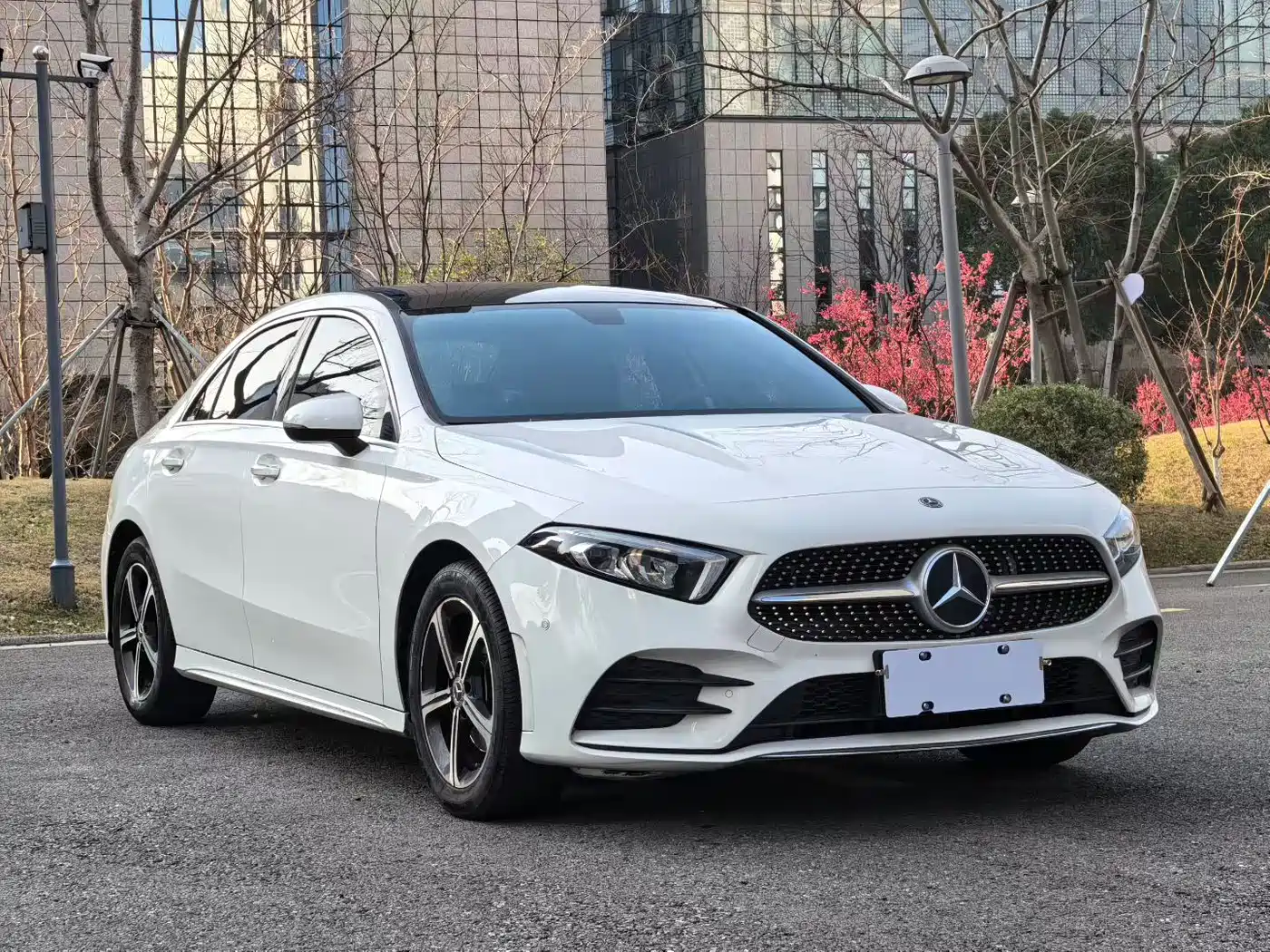 Mercedes-Benz A-Class 2022 A 200 L Sport Sedan Style фото 3