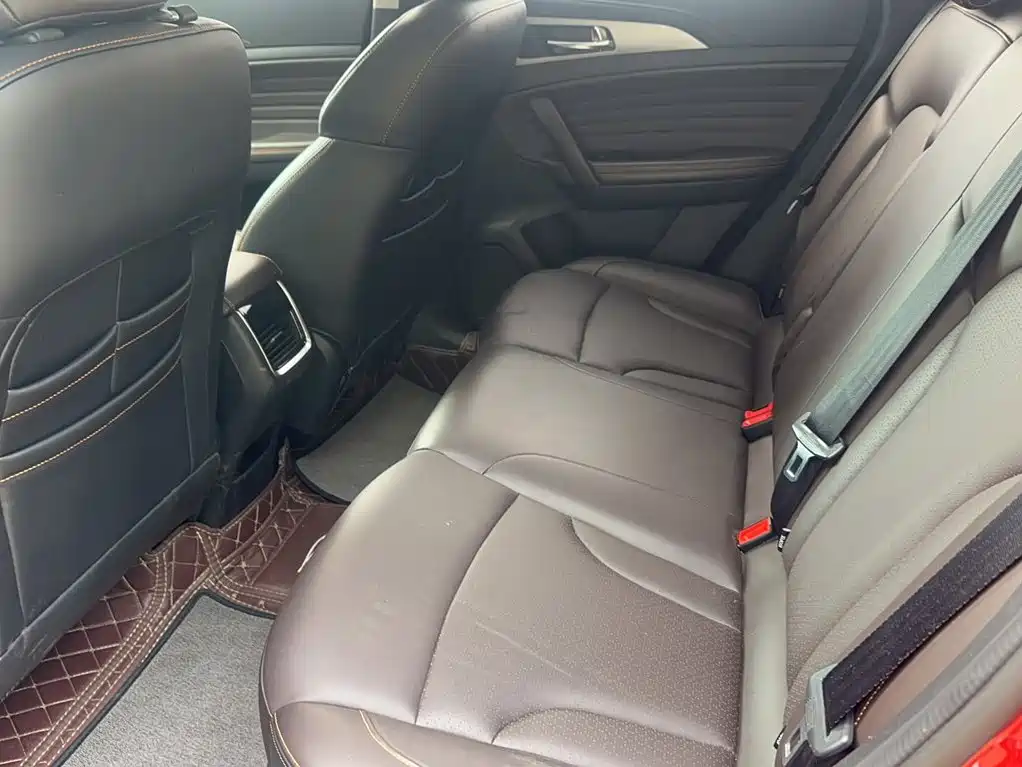 Changan CS35 PLUS 2018 2018 1.6L Automatic Smooth Connect China V