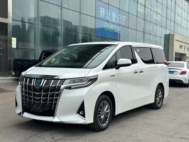Toyota Alphard 2023