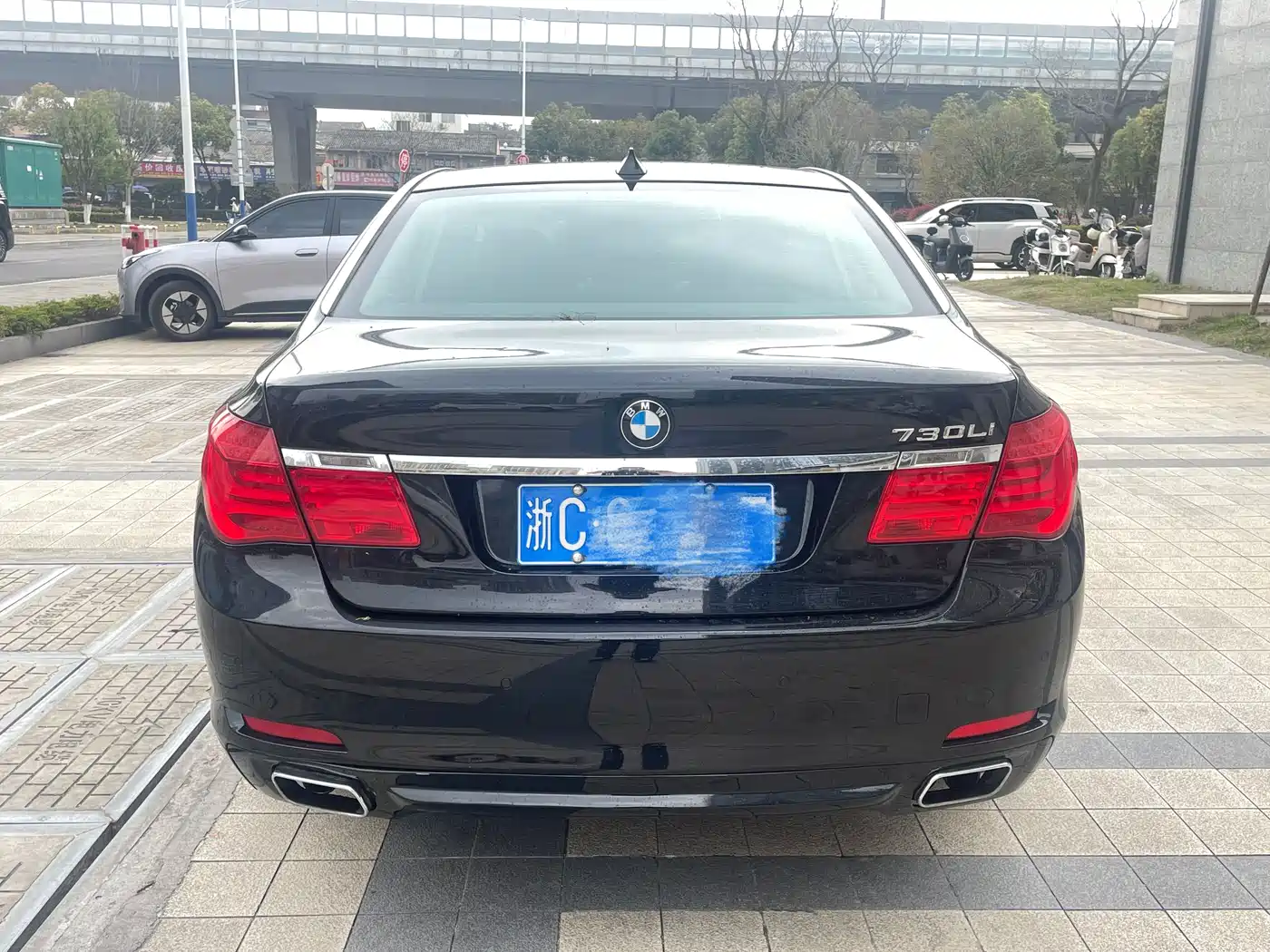 BMW 7 Series 2013 Model 730Li Luxury фото 13