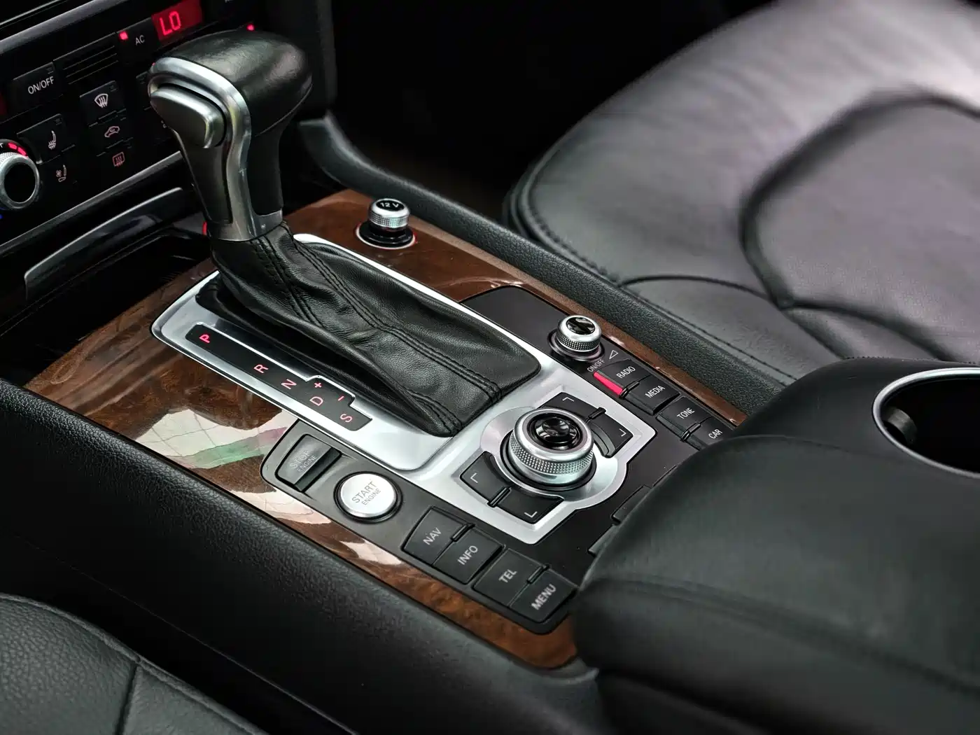 Audi Q7 2012 3.0 TFSI Technology (200kW) фото 19