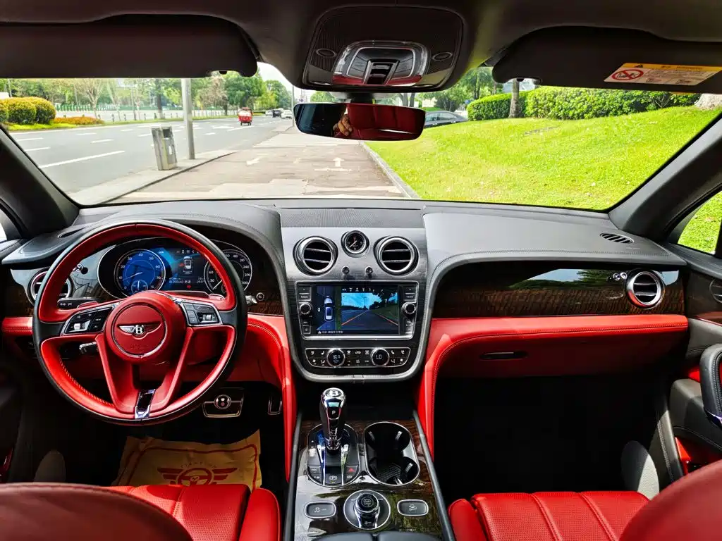 Bentley Bentayga 2018 2017 6.0T Standard Edition