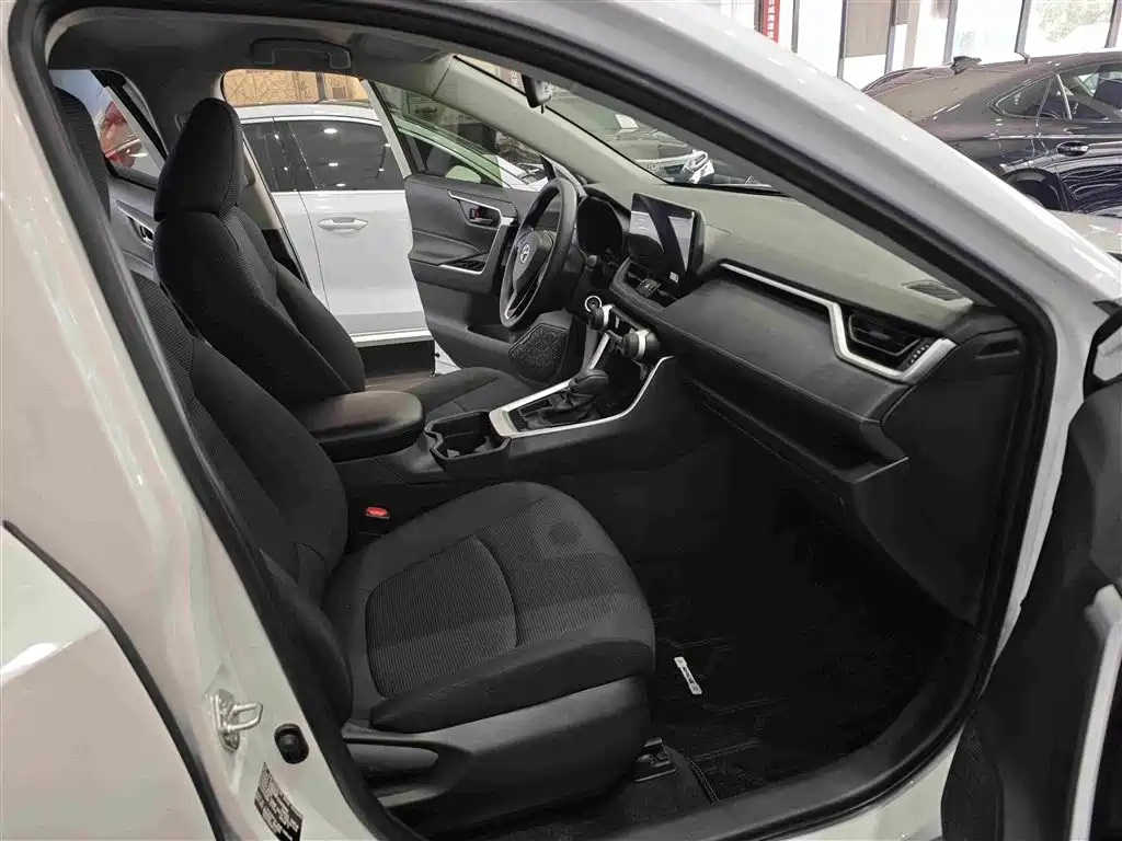 Toyota RAV4 Rongfang 2025 2024 2.0L CVT FWD Urban Edition