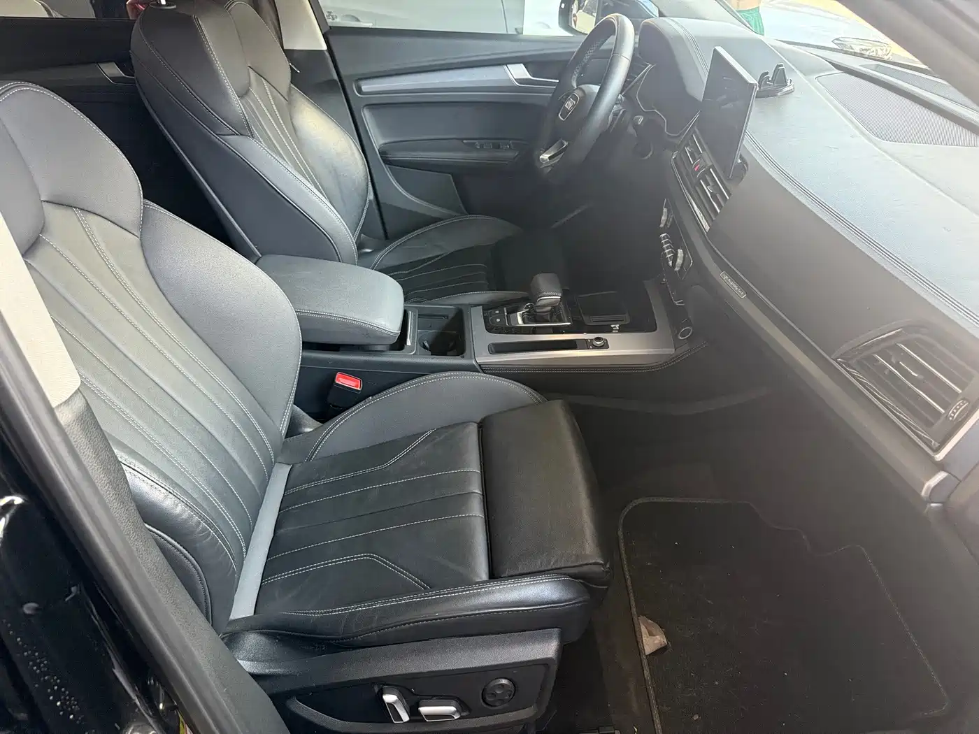 Фото 6 - Audi Q5L