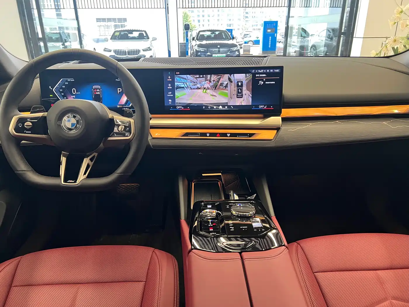 BMW 5 Series 2025 530Li Premium M Sport Package фото 10
