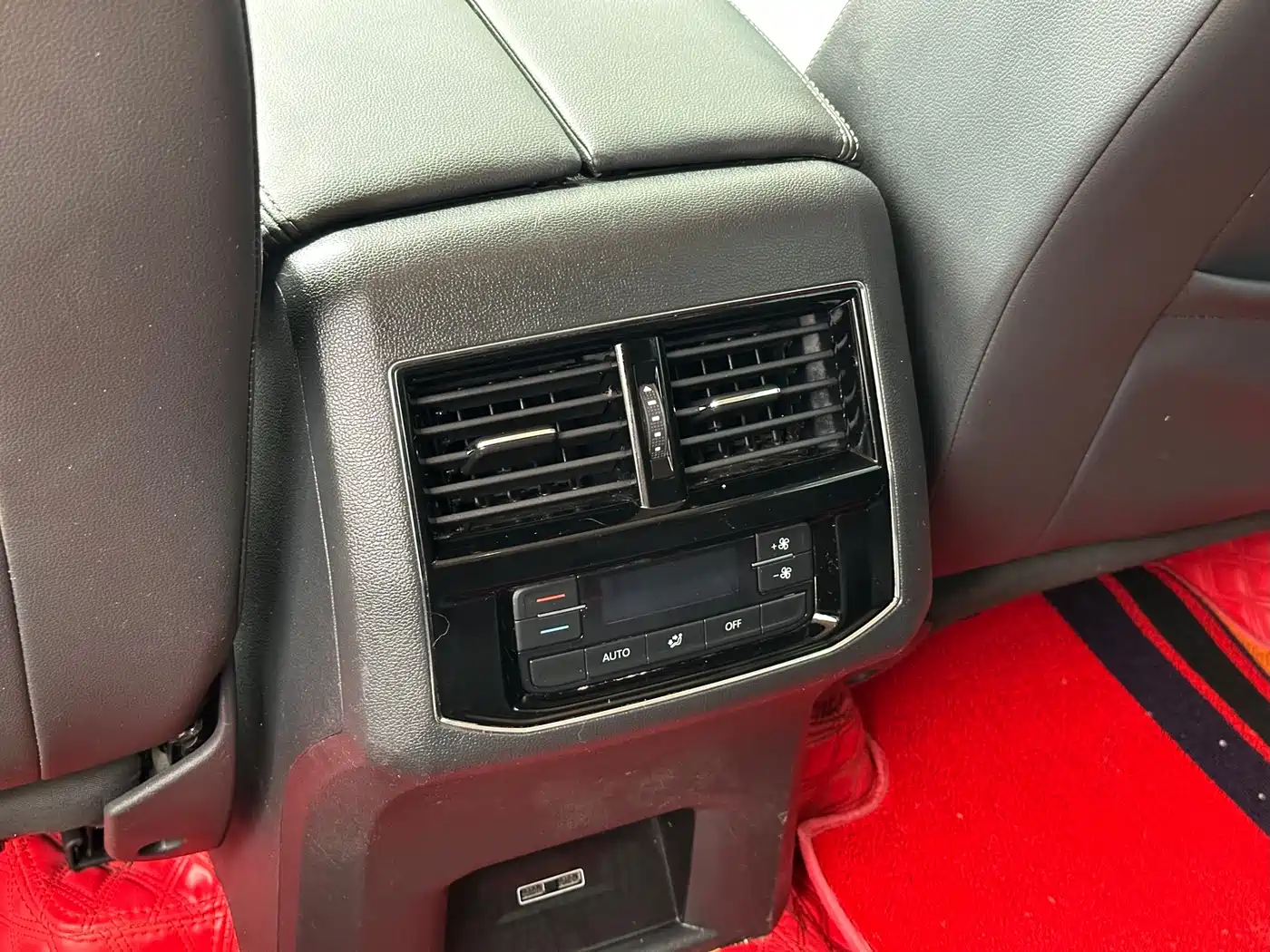 Volkswagen Teramont 2017 330TSI 2WD Comfort Edition фото 13