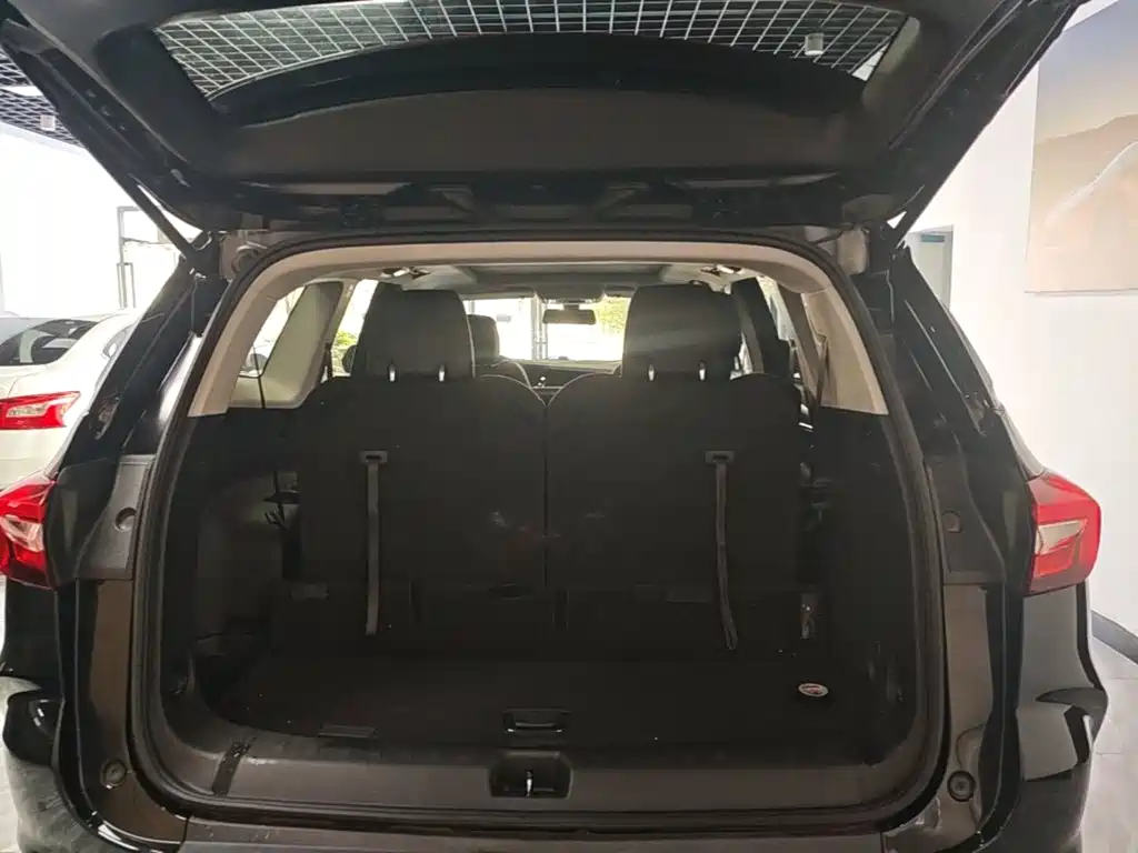 Photo 19 - Buick Enclave
