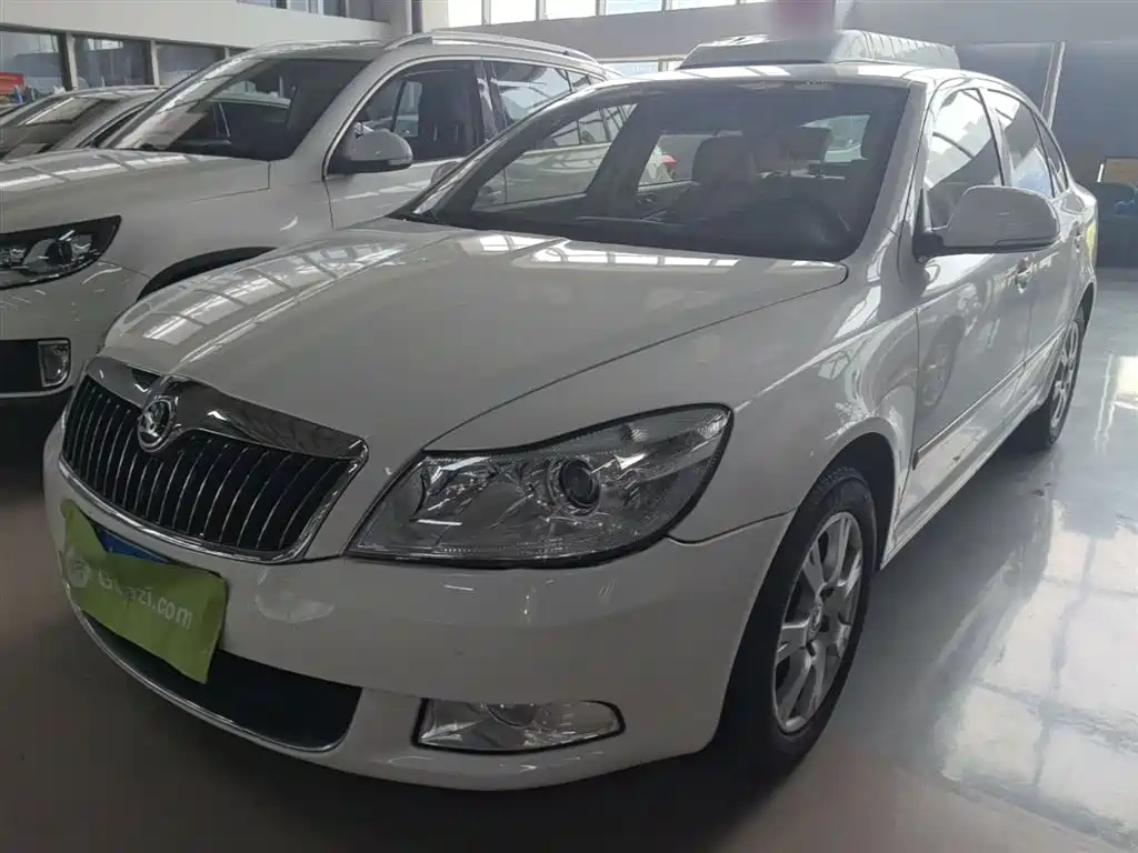 Škoda Octavia 2015 Classic 1.6L Automatic Elite Edition