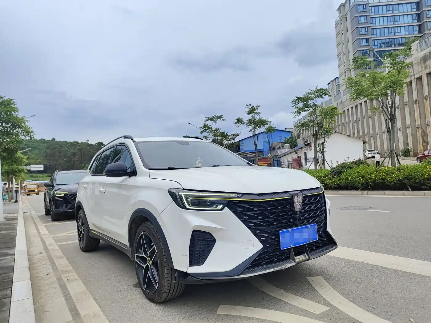 ROEWE RX5