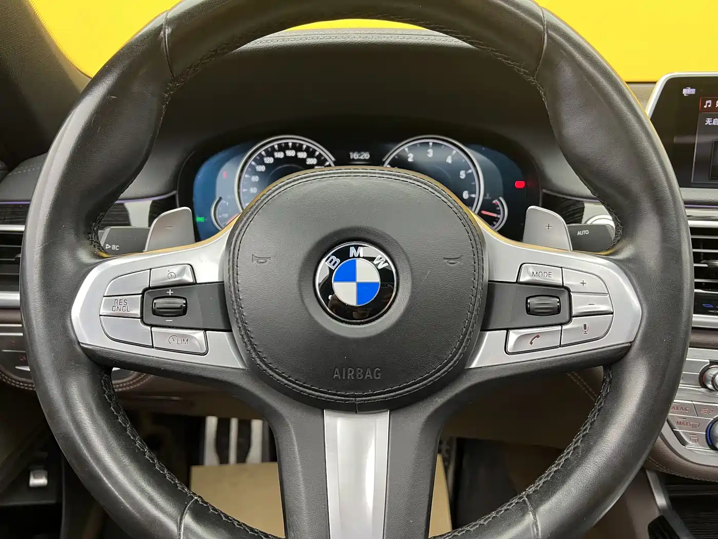 BMW 7 Series 2018 730Li Leading Type M Sport Package фото 10