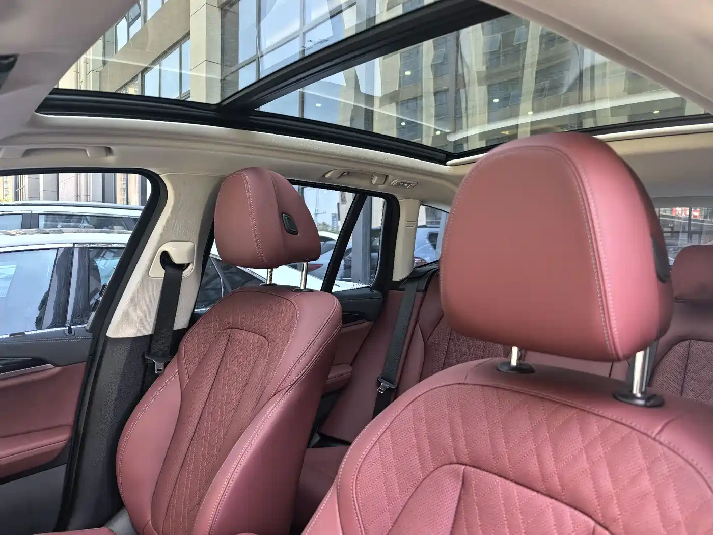 BMW iX3 2022 Facelift Leading Model фото 7