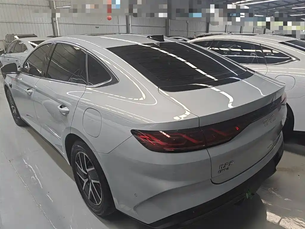 BYD Qin L 2025 DM-i Smart Drive Edition 120KM Surpassing фото 5