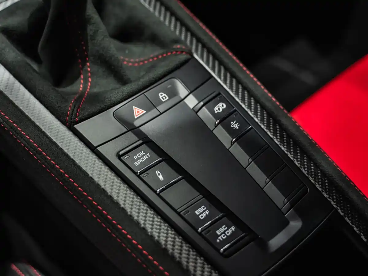 Porsche 718 2023 Spyder RS 4.0L фото 17