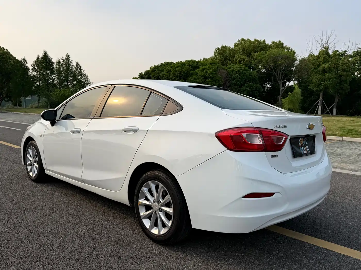 Chevrolet Cruze 2018 320 Automatic Pioneer Sunroof Edition фото 10