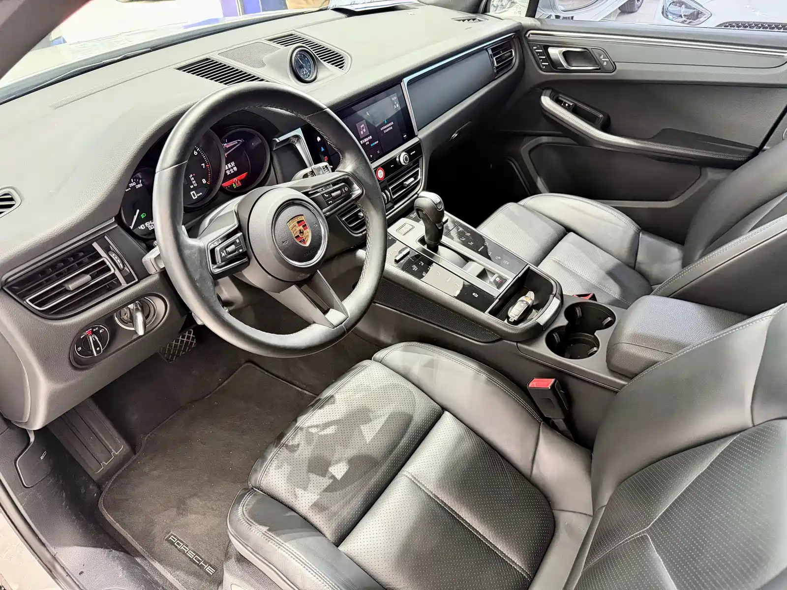 Фото 6 - Porsche Macan