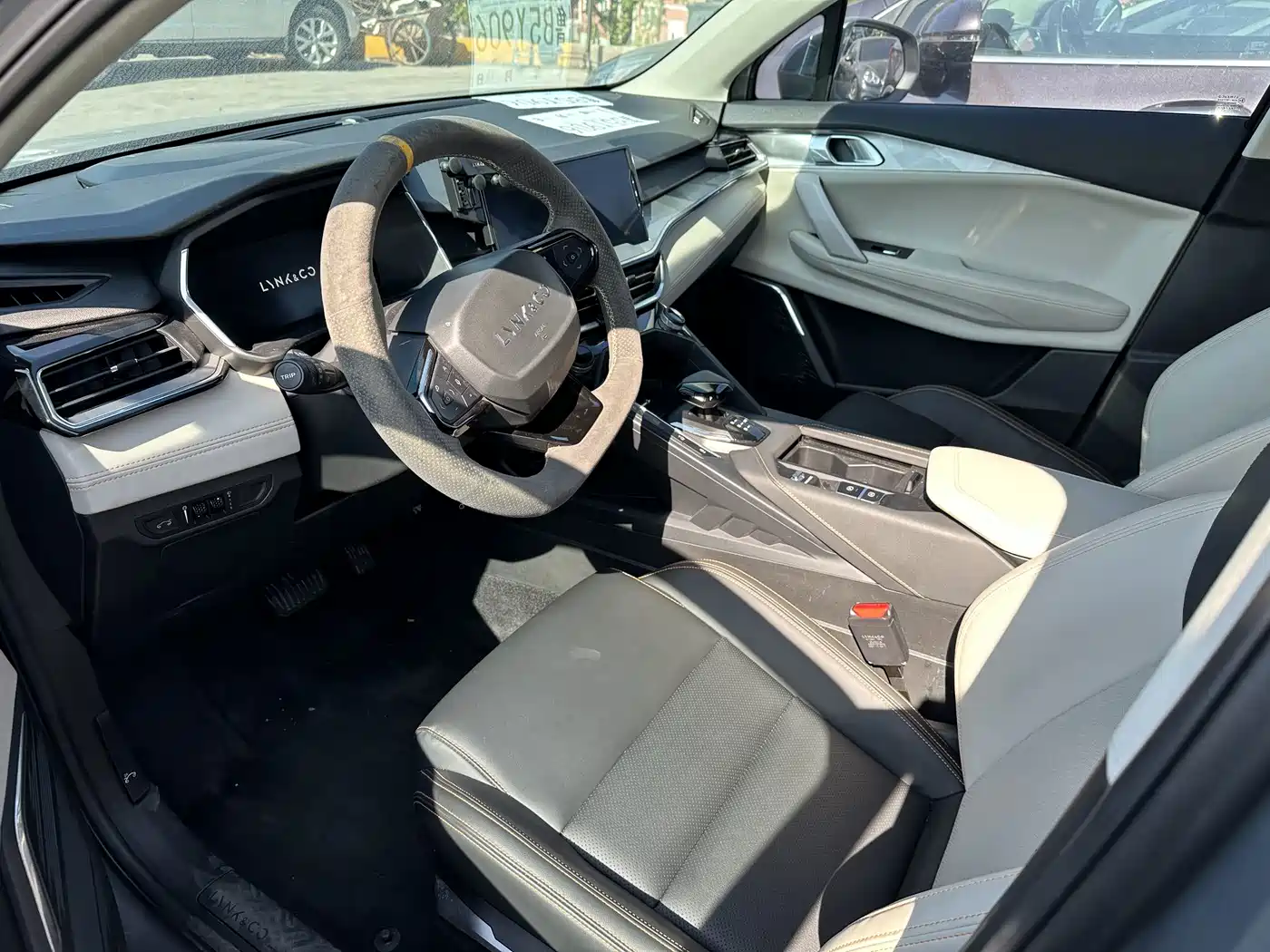 Lynk & Co 06 EM-P 2022 2022 PHEV 84KM Range Pro