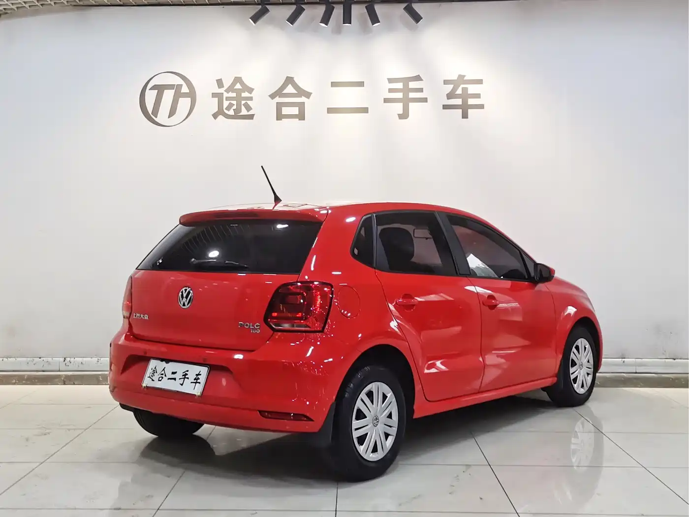Volkswagen Polo 2018 1.5L Manual Safe Drive фото 2
