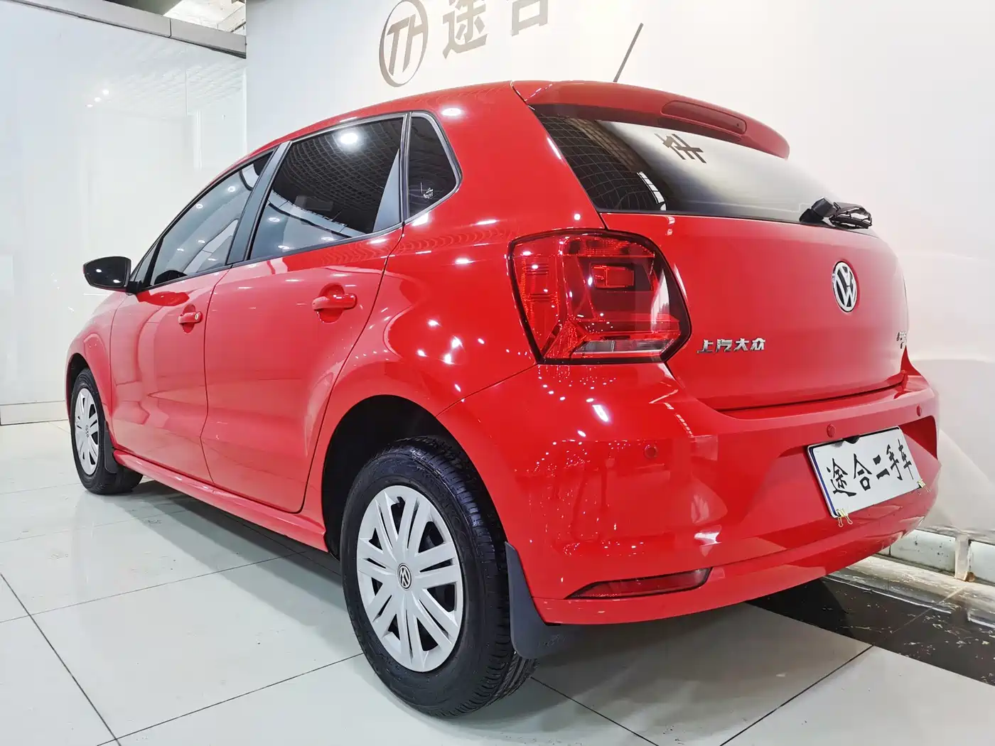 Volkswagen Polo 2018 1.5L Manual Safe Drive фото 6
