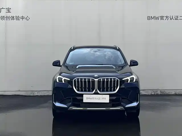 BMW X1 2025 sDrive25Li X Design Package — фото 2