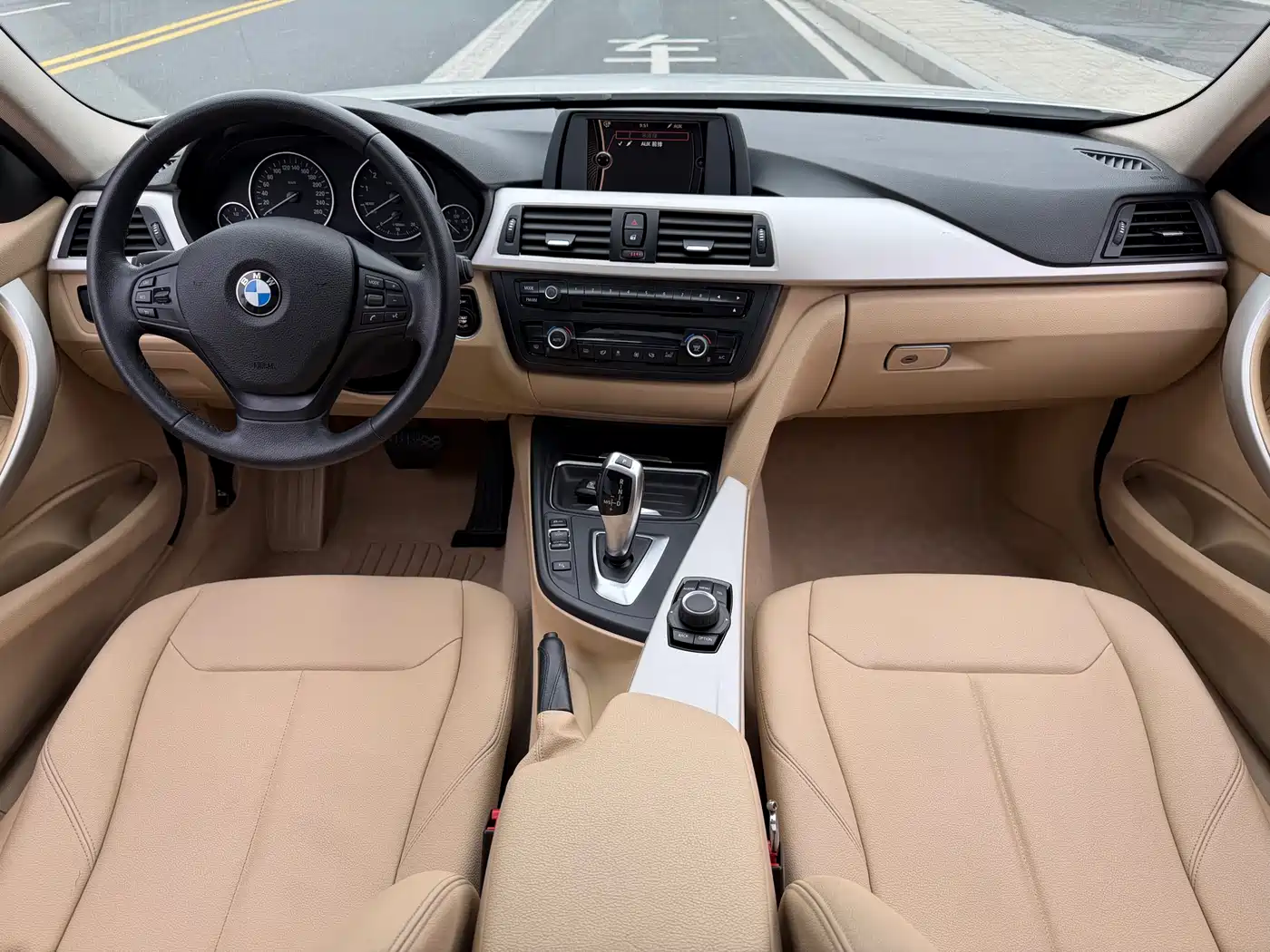 BMW 3 Series 2015 320Li Fashion фото 16