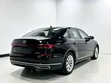 صورة 6 - Volkswagen Passat