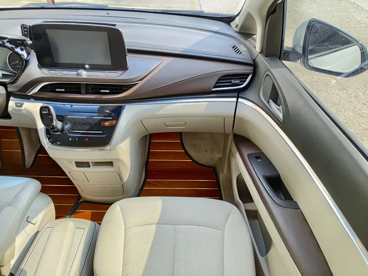 BUICK GL8