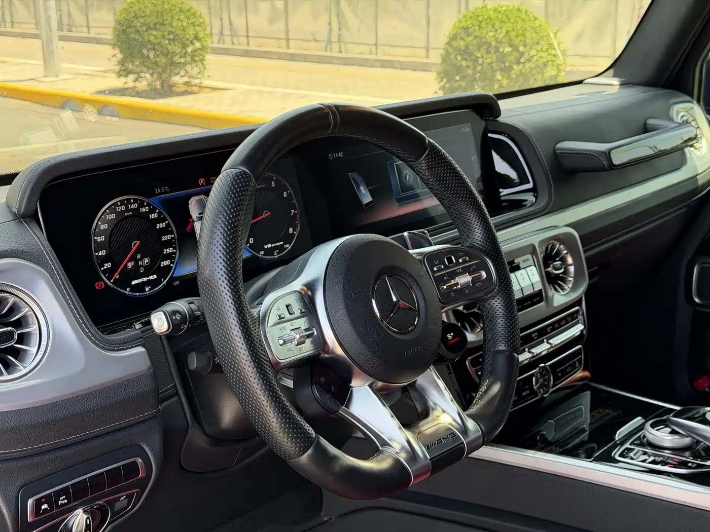 Mercedes-Benz G-Class AMG 2023 AMG G 63 фото 8