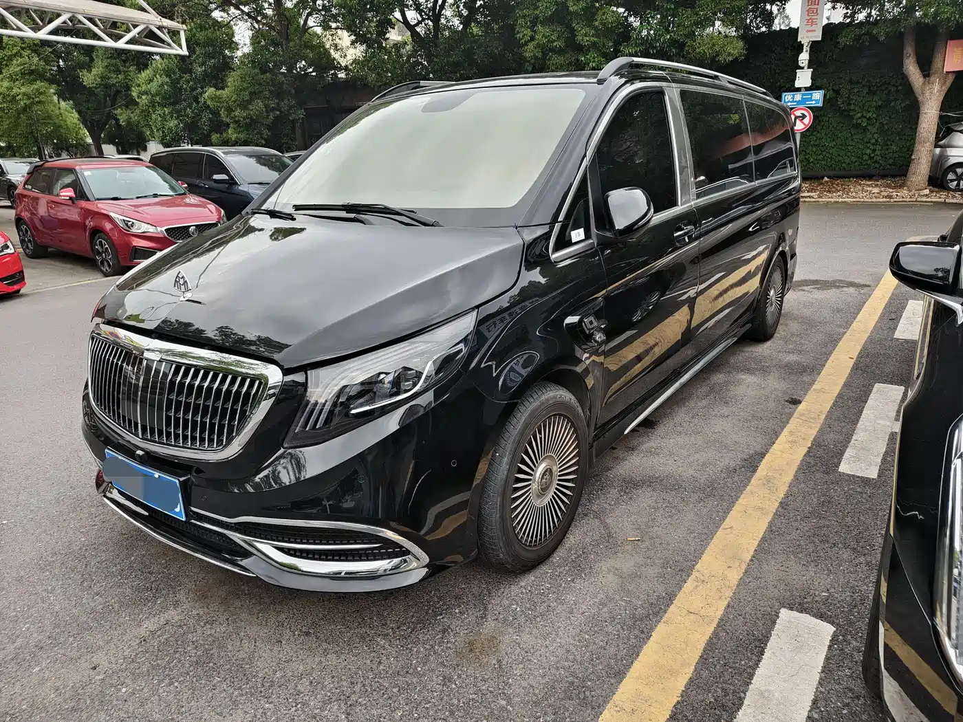 Mercedes-Benz Vito 2021 2.0T Business Edition 7-seater фото 3