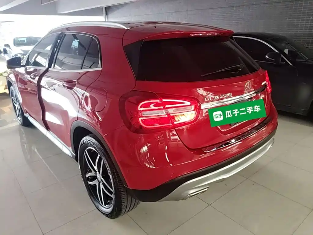 Mercedes-Benz GLA 2015 2015 GLA 220 4MATIC Fashion Edition