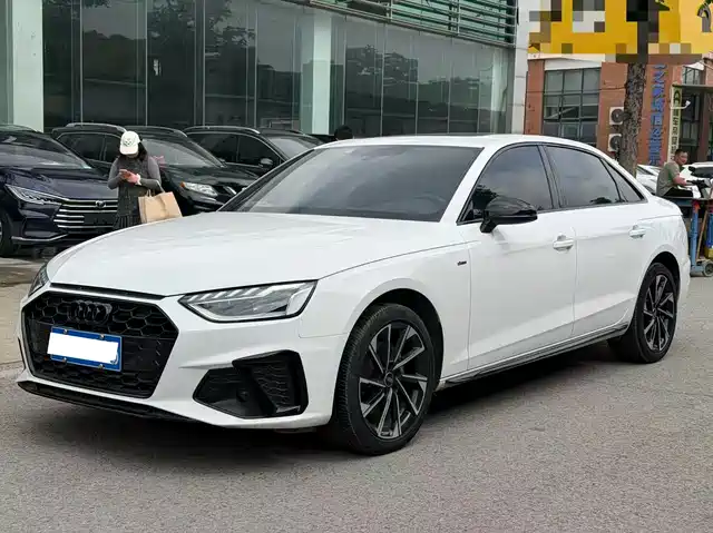 AUDI A4L 2023