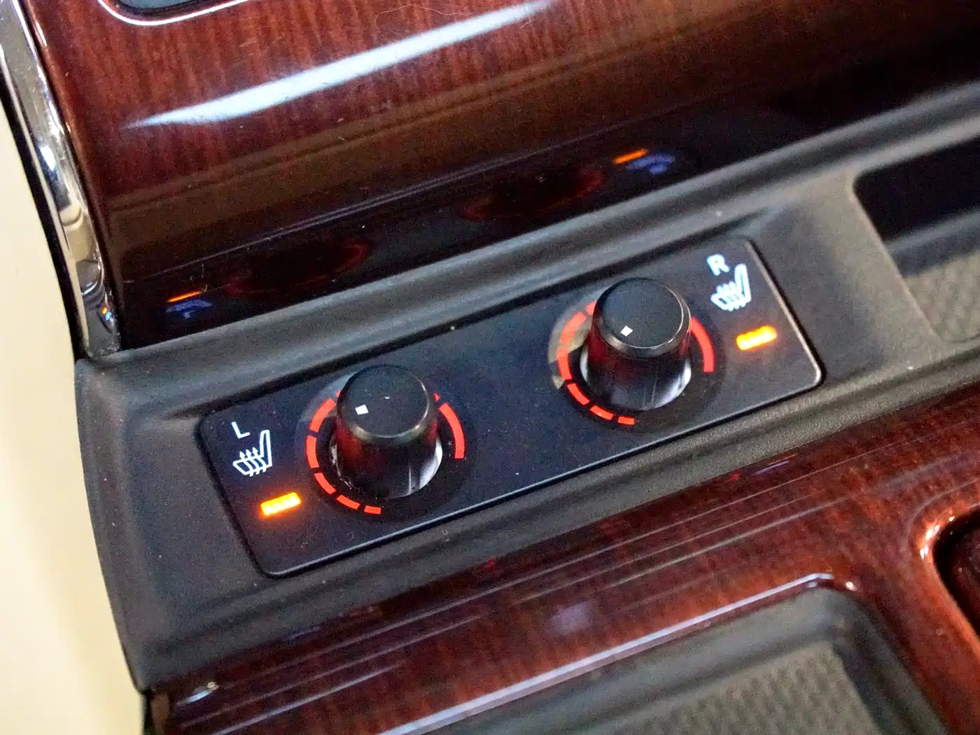Toyota Alphard 2015 3.5L Luxury Edition фото 19