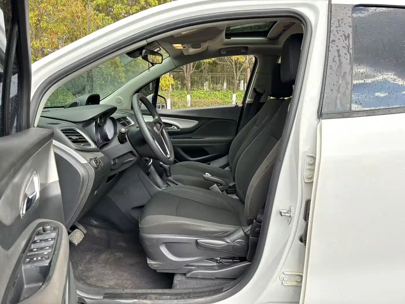 Buick Encore 2014 1.4T Automatic 2WD Urban Elite фото 7